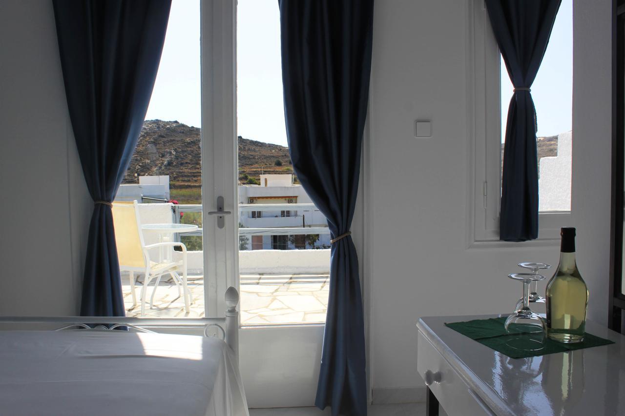 Syros Holidays Vári Kültér fotó
