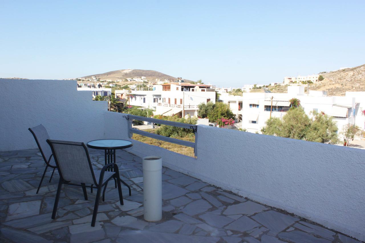 Syros Holidays Vári Kültér fotó