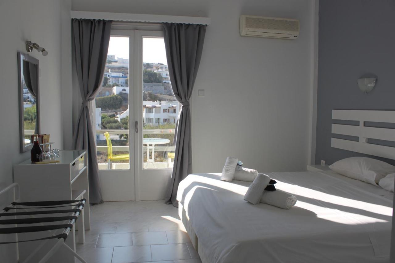 Syros Holidays Vári Kültér fotó